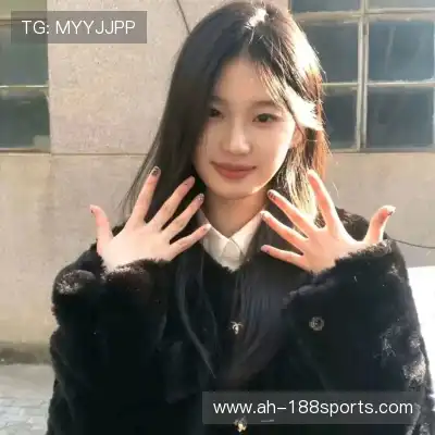 甄歌寒